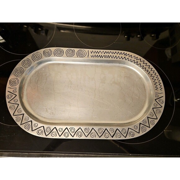 The Wilton Co Armetale Regge Pattern Oval Serving Tray Pewter Size 18.5 X 11 In - Picture 1 of 9